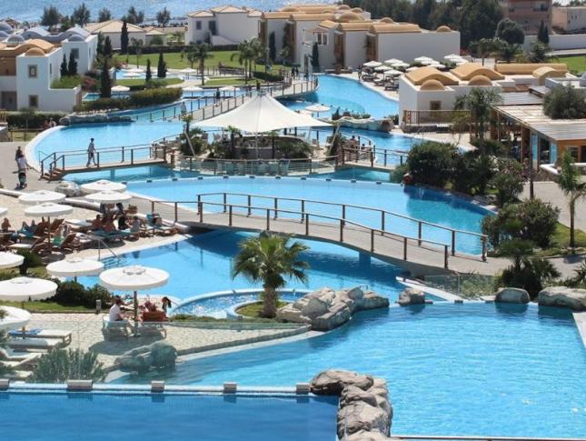 Mitsis Blue Domes  Resort&Spa
